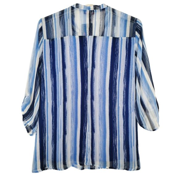 NWT Cocomo Plus Size 3X Blue Multi Pintuck 3/4 Sleeve Blouse Top - Picture 2 of 4